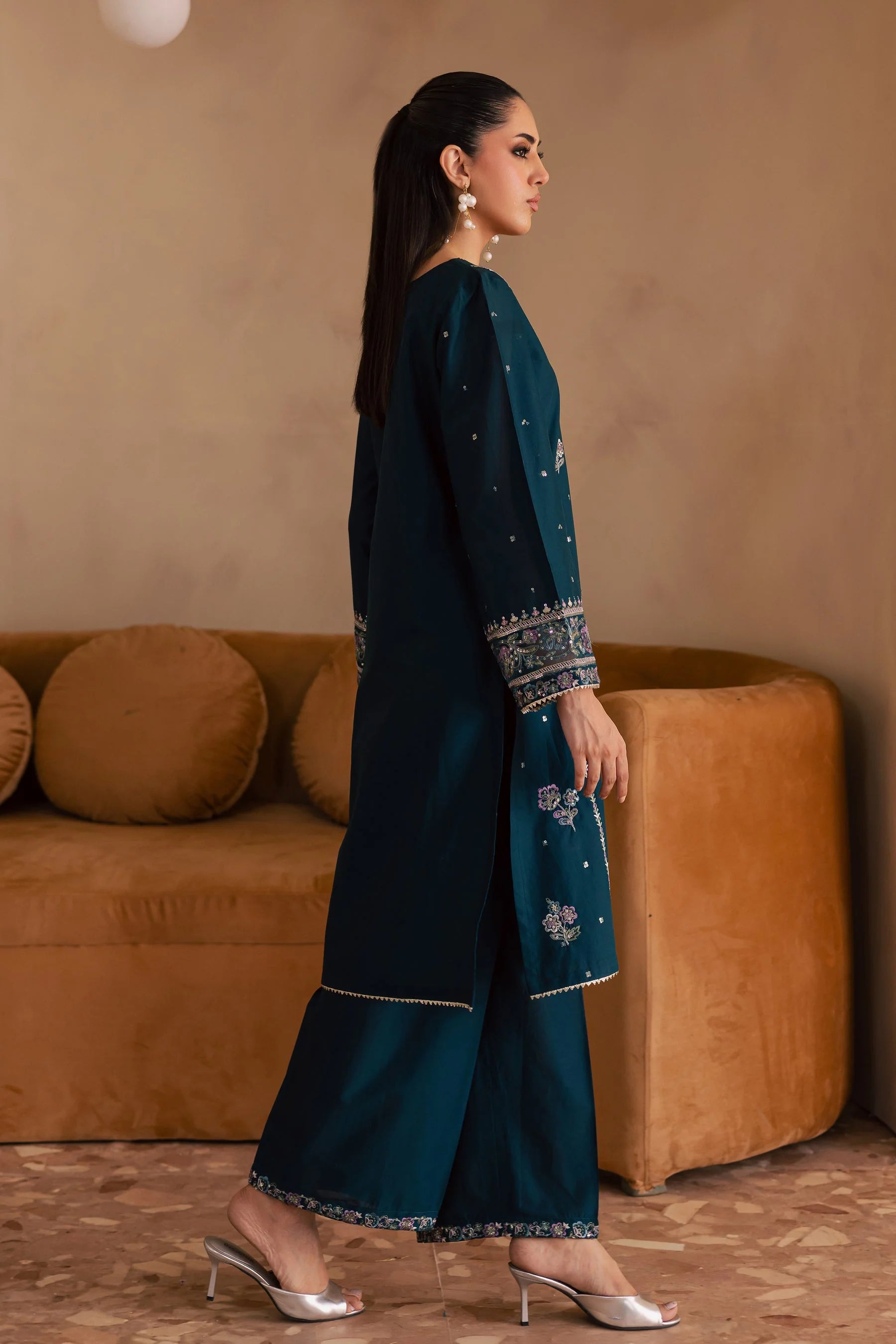 BATIK - 2PC DHANAK EMBROIDERED SHIRT AND EMBROIDERED TROUSER - HZU2527