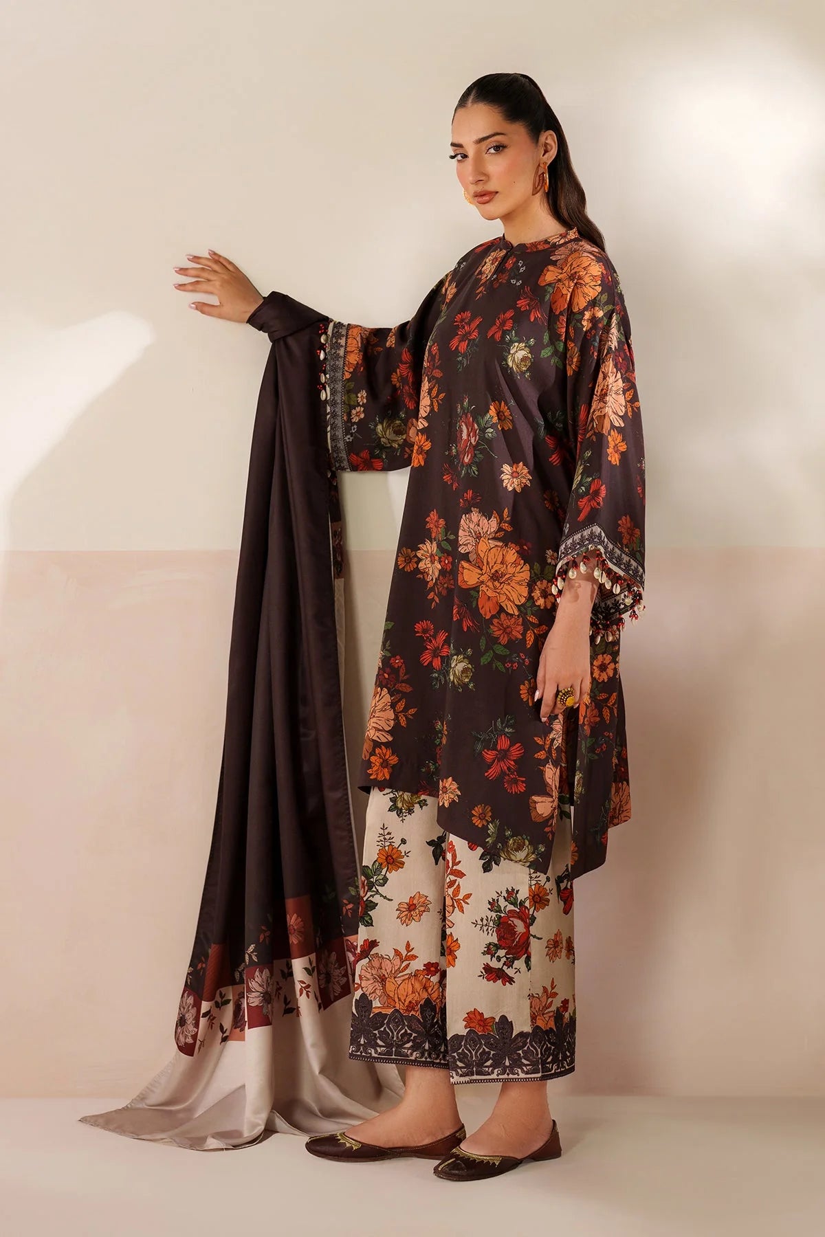 BAROQUE - 3PC VISCOSE PRINTED SHIRT WITH VISCOSE PRINTED DUPATTA AND TROUSER - HZU2515