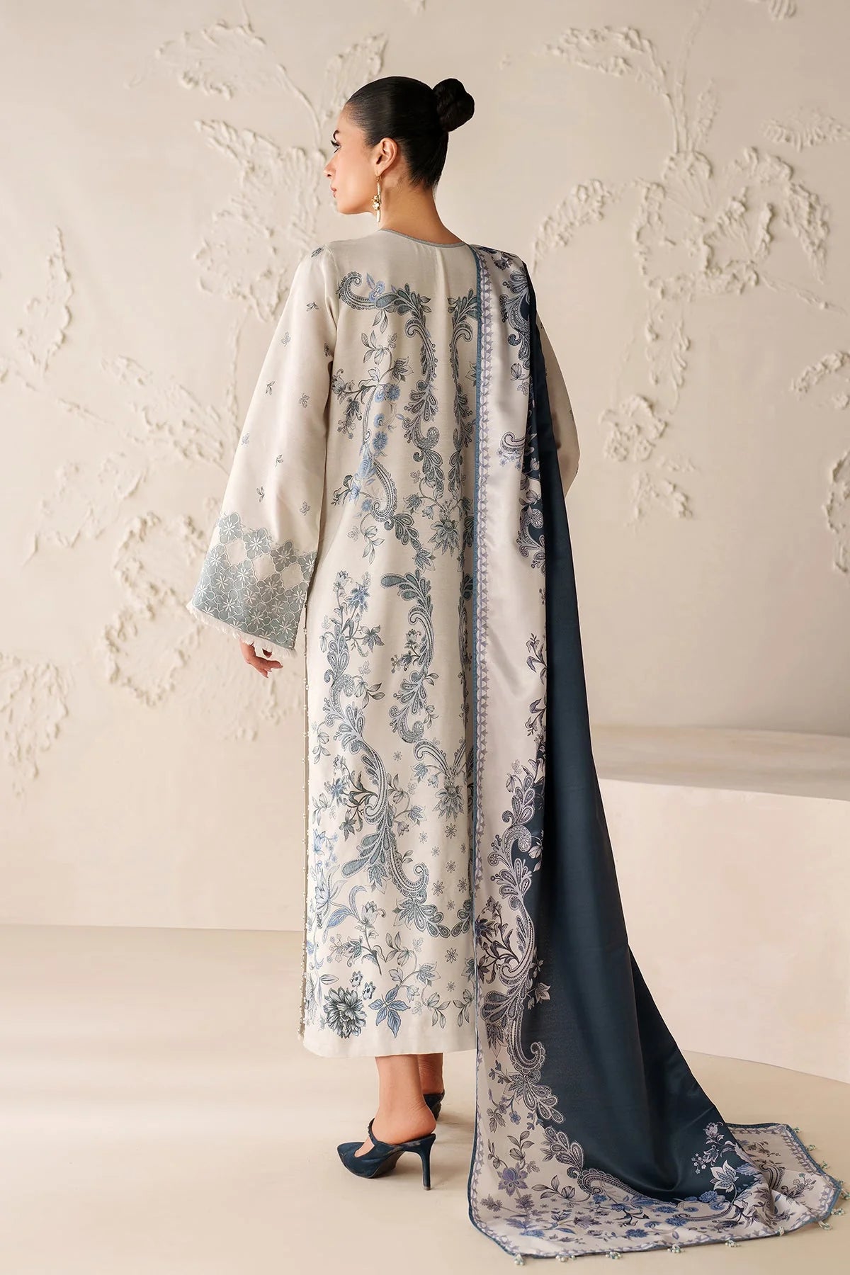 BAROQUE - 3PC VISCOSE PRINTED SHIRT WITH VISCOSE PRINTED DUPATTA AND TROUSER - HZU2518