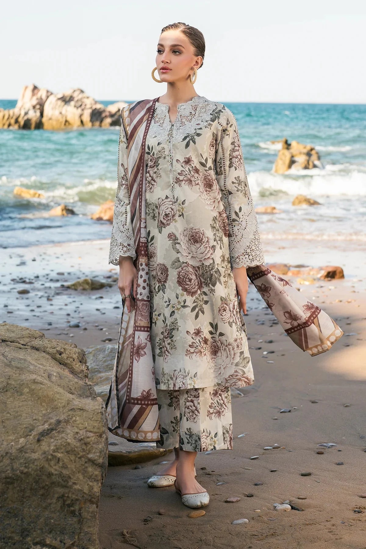 BAROQUE - 3PC KARANDI PRINTED SHIRT WITH KARANDI PRINTED DUPATTA AND TROUSER - HZU2514