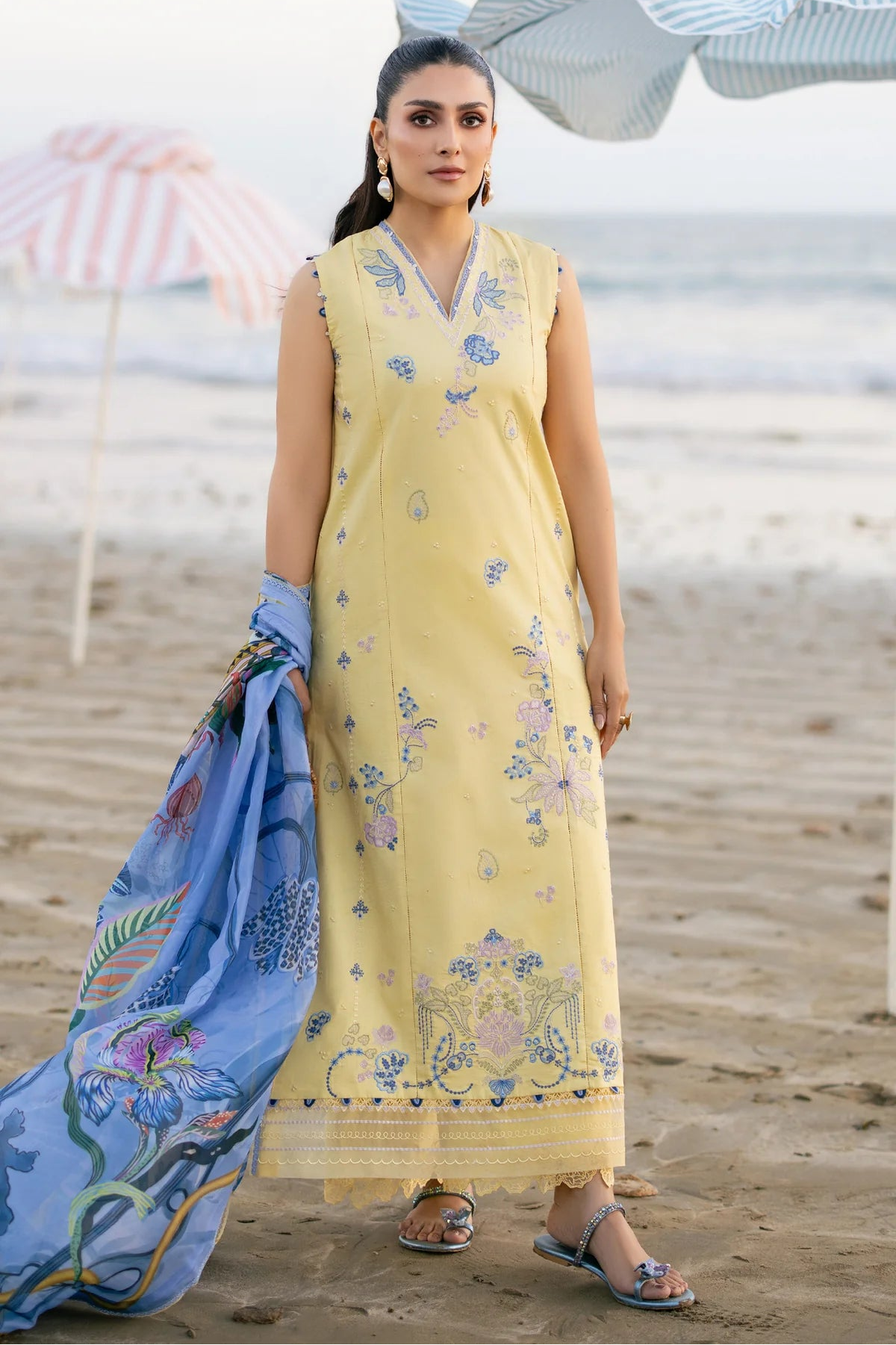 SERAN - 3PC LAWN EMBROIDERED SHIRT WITH CHIFFON PRINTED DUPATTA AND TROUSER - HZG2895