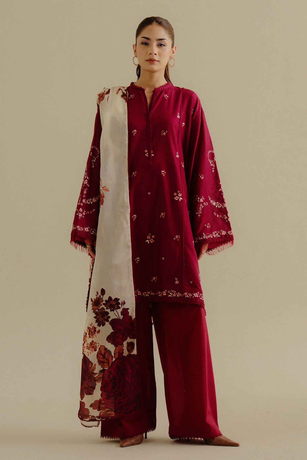 ZARA SHAH JAHAN - 3PC DHANAK EMBROIDERED SHIRT WITH TWILL PRINTED SHAWL AND TROUSER - HZG2292