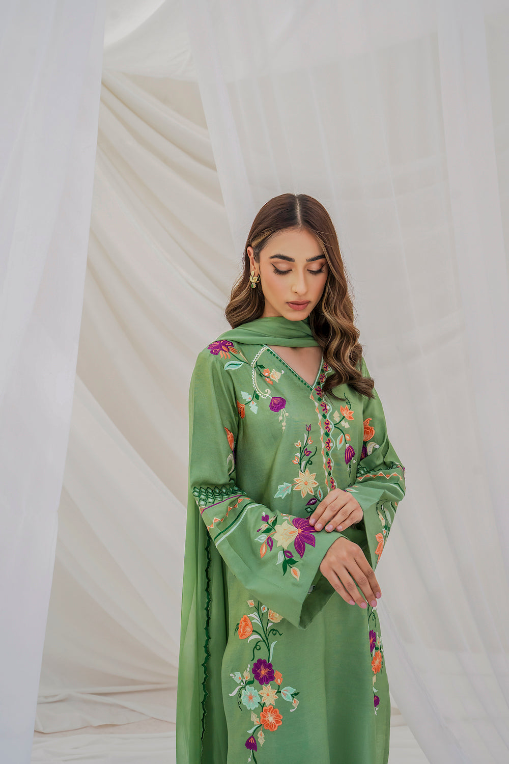 BATIK - 3PC LAWN EMBROIDERED SHIRT WITH CHIFFON EMBROIDERED DUPATTA AND TROUSER - HZG1645