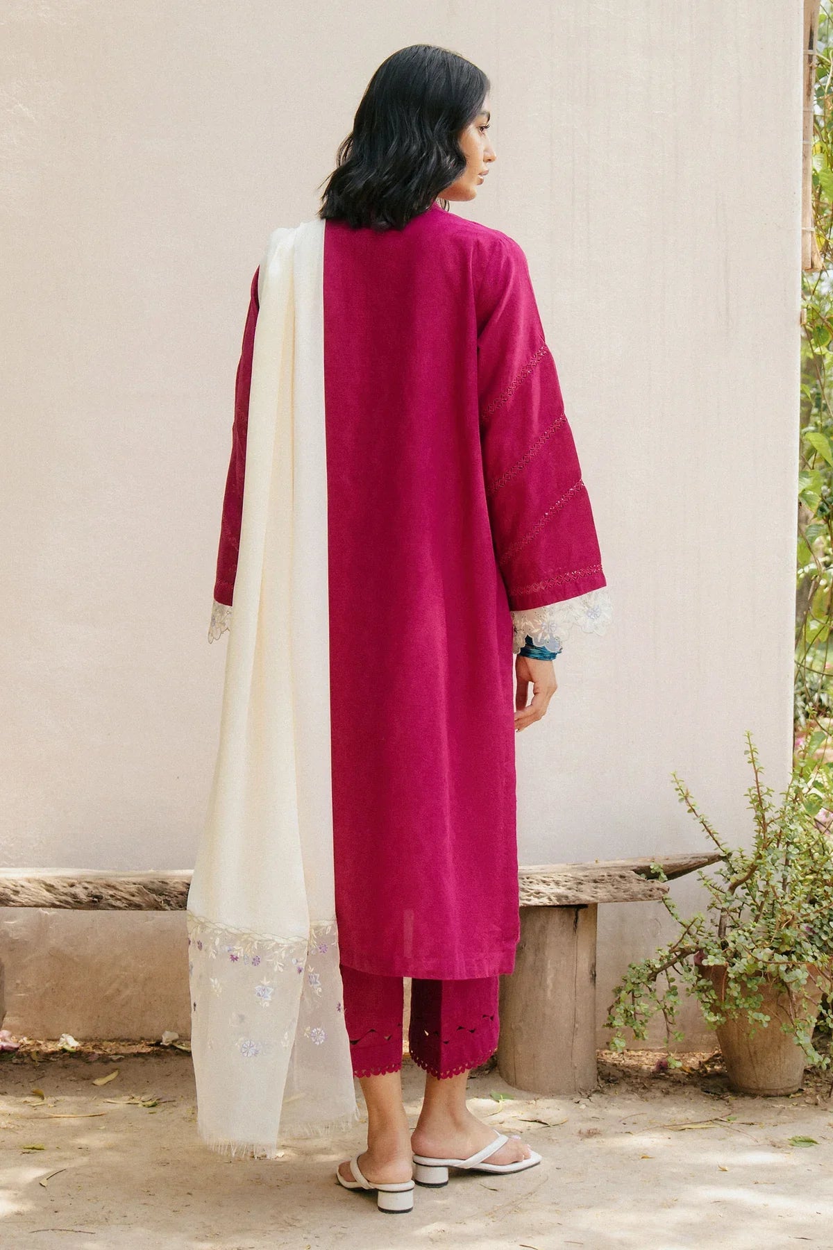 ZARA SHAH JAHAN - 3PC DHANAK EMBROIDERED SHIRT WITH DHANAK EMBROIDERED SHAWL AND TROUSER - HZG2317