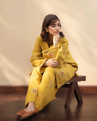 BATIK - 2PC LAWN EMBROIDERED SHIRT AND EMBROIDERED TROUSER - HZG2218