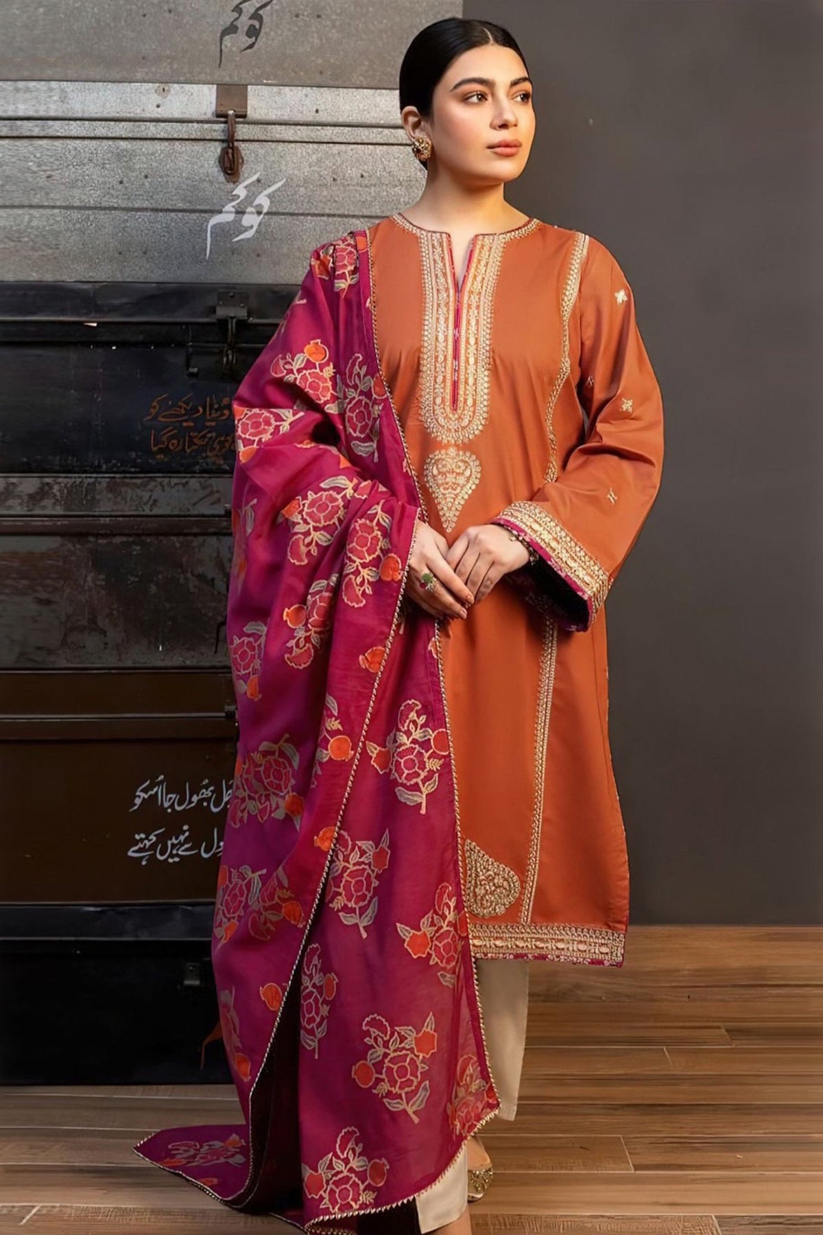 ZARA SHAHJAHAN - 3PC DHANAK EMBROIDERED SHIRT WITH TWILL PRINTED SHAWL AND TROUSER - HZG2579