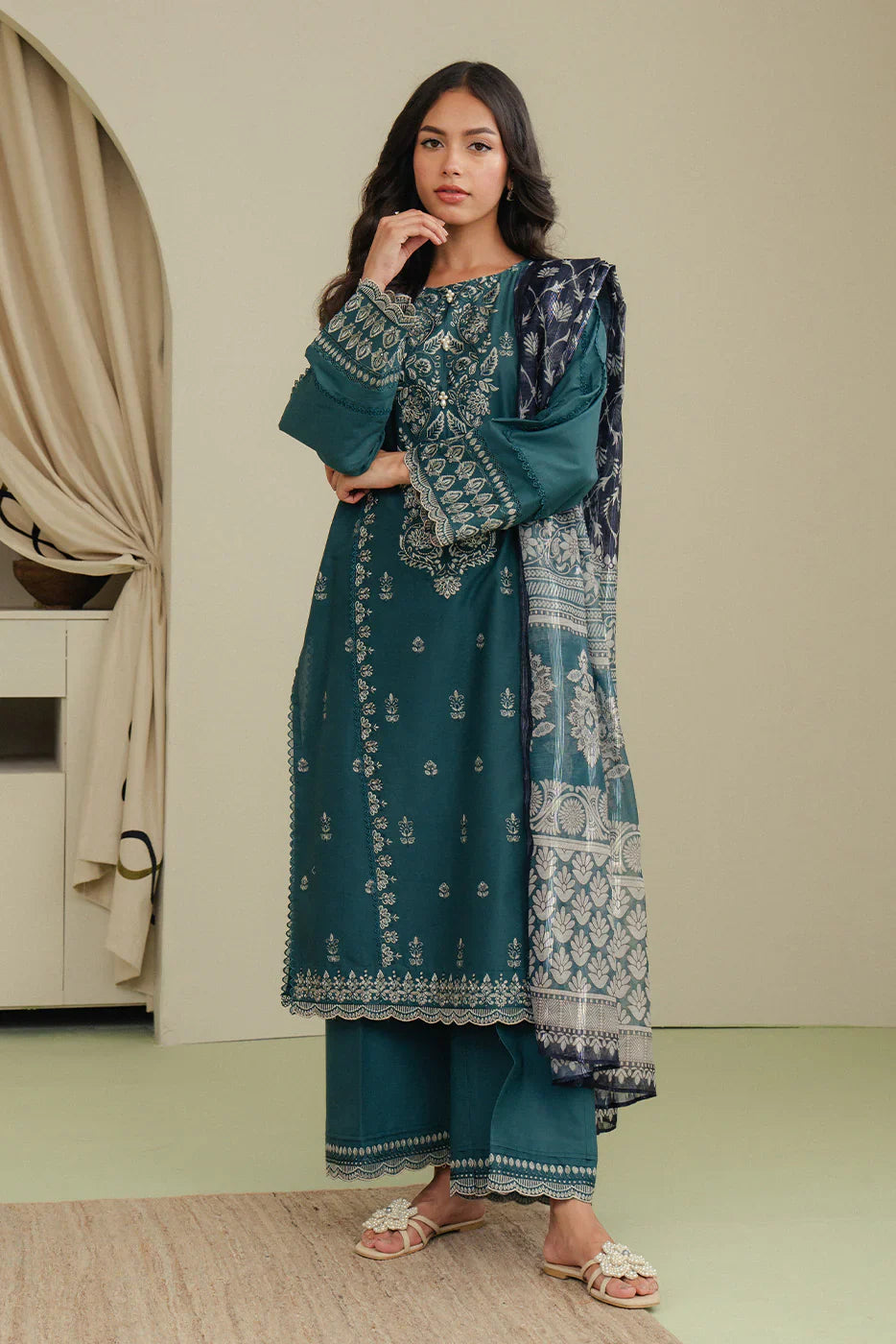 SAPPHIRE - 3PC DHANAK EMBROIDERED SHIRT WITH TWILL PRINTED SHAWL AND TROUSER - HZG2379