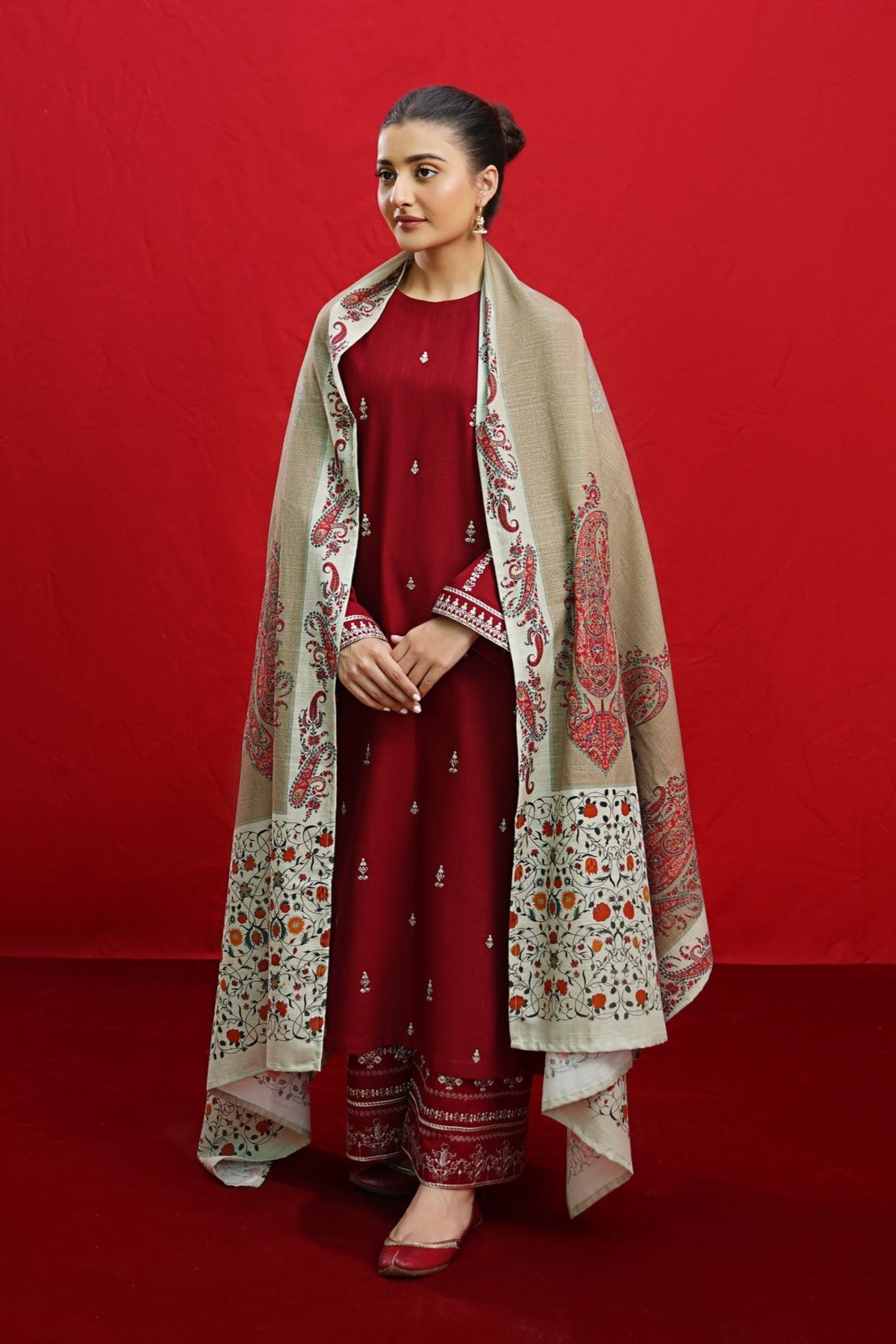 URGE - 3PC LAWN EMBROIDERED SHIRT WITH MANAAR PRINTED DUPATTA AND TROUSER - HZG1951