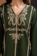 BATIK - 2PC LAWN EMBROIDERED SHIRT AND EMBROIDERED TROUSER - HZG2085