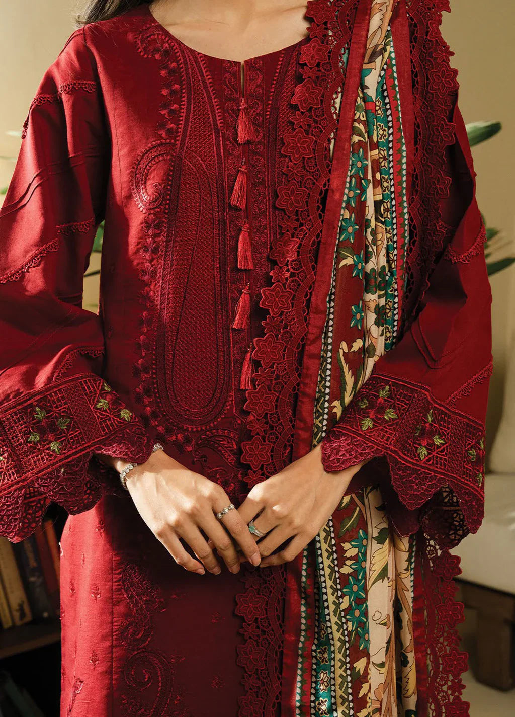 BAROQUE - 3PC DHANAK EMBROIDERED SHIRT WITH TWILL PRINTED SHAWL AND TROUSER - HZG2402