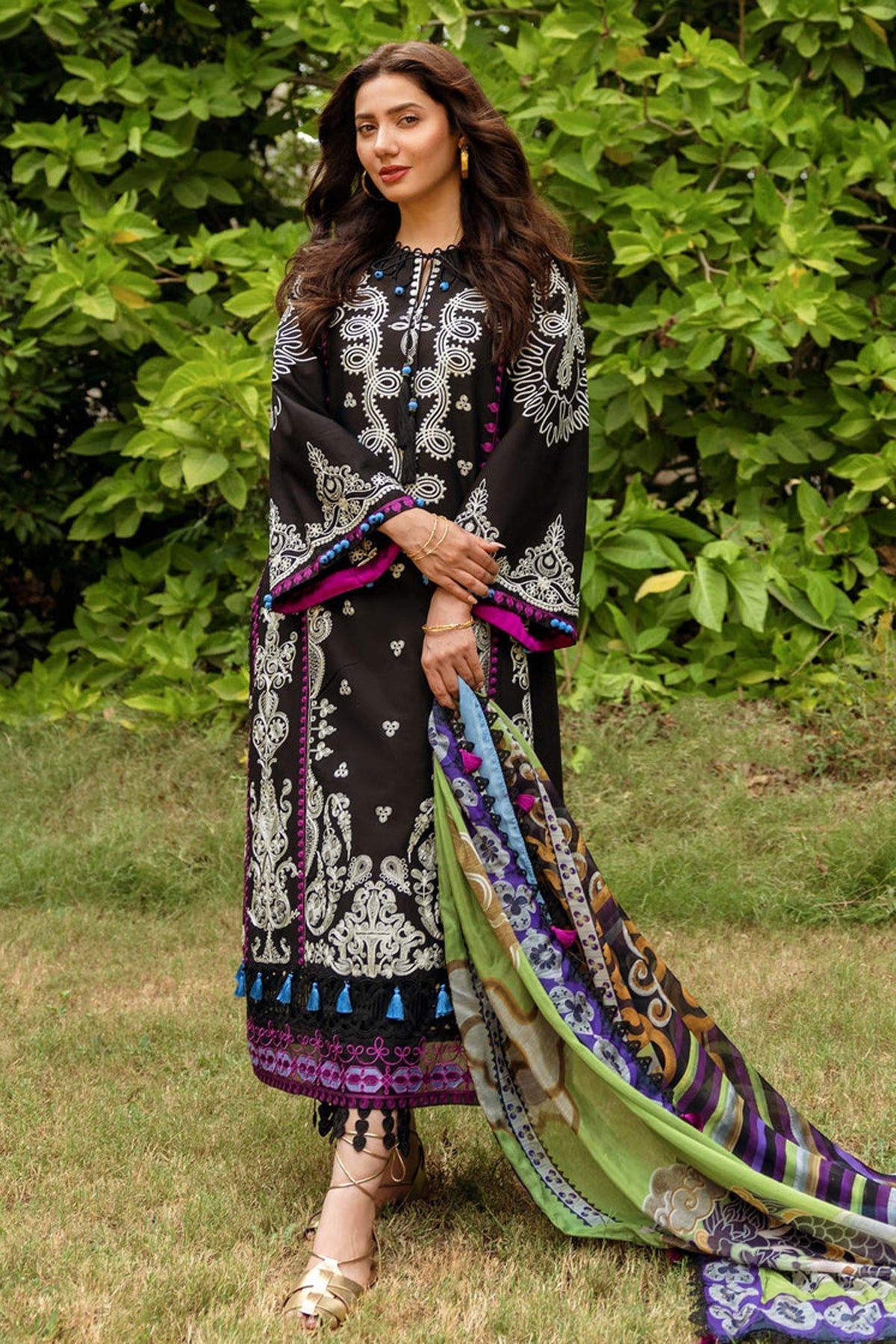SIRA - 3PC LAWN EMBROIDERED SHIRT WITH MANAAR PRINTED DUPATTA AND TROUSER - HZG1728