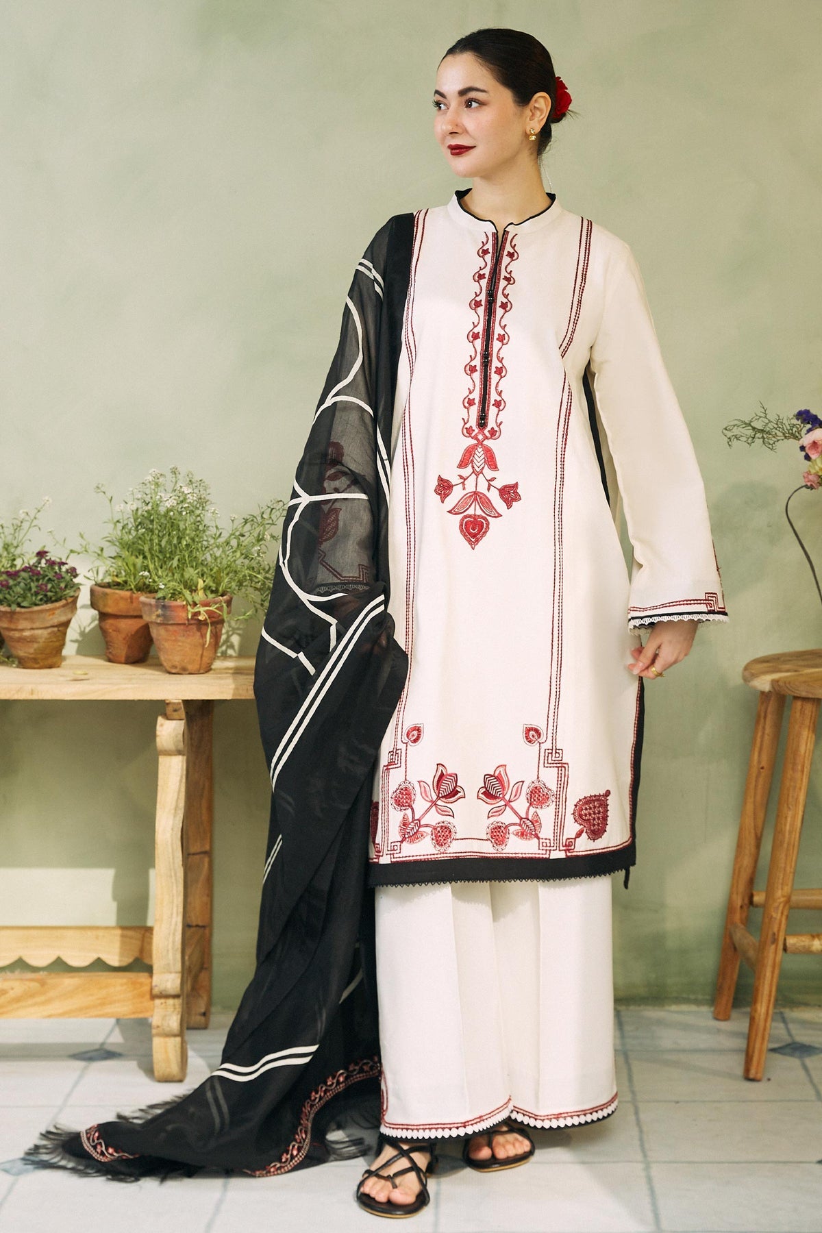 ZARA SHAH JAHAN - 3PC LAWN EMBROIDERED SHIRT WITH MANAAR PRINTED DUPATTA AND TROUSER - HZG1548