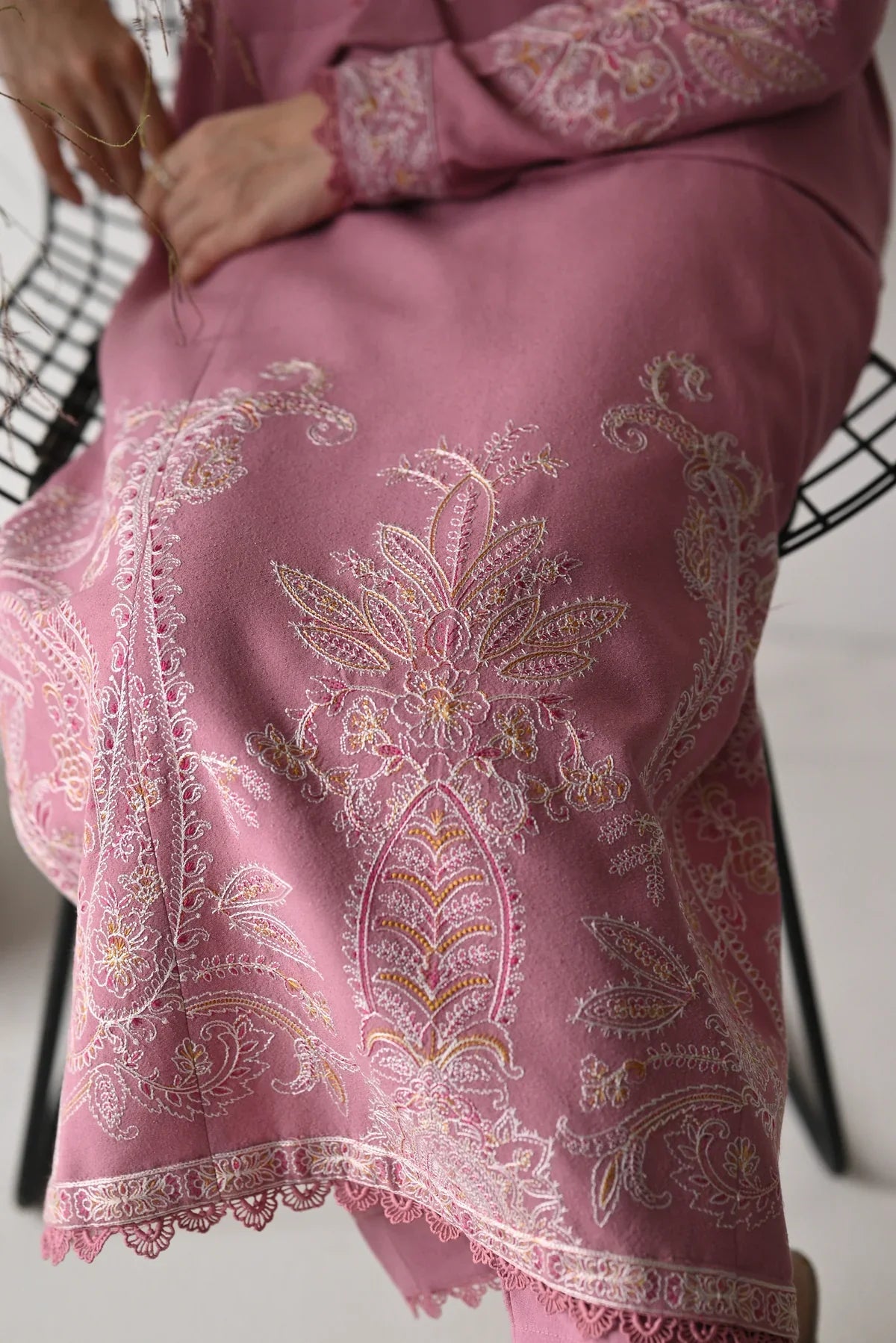 ASIM JOFA - 3PC DHANAK EMBROIDERED SHIRT WITH DHANAK EMBROIDERED SHAWL AND TROUSER - HZG2391
