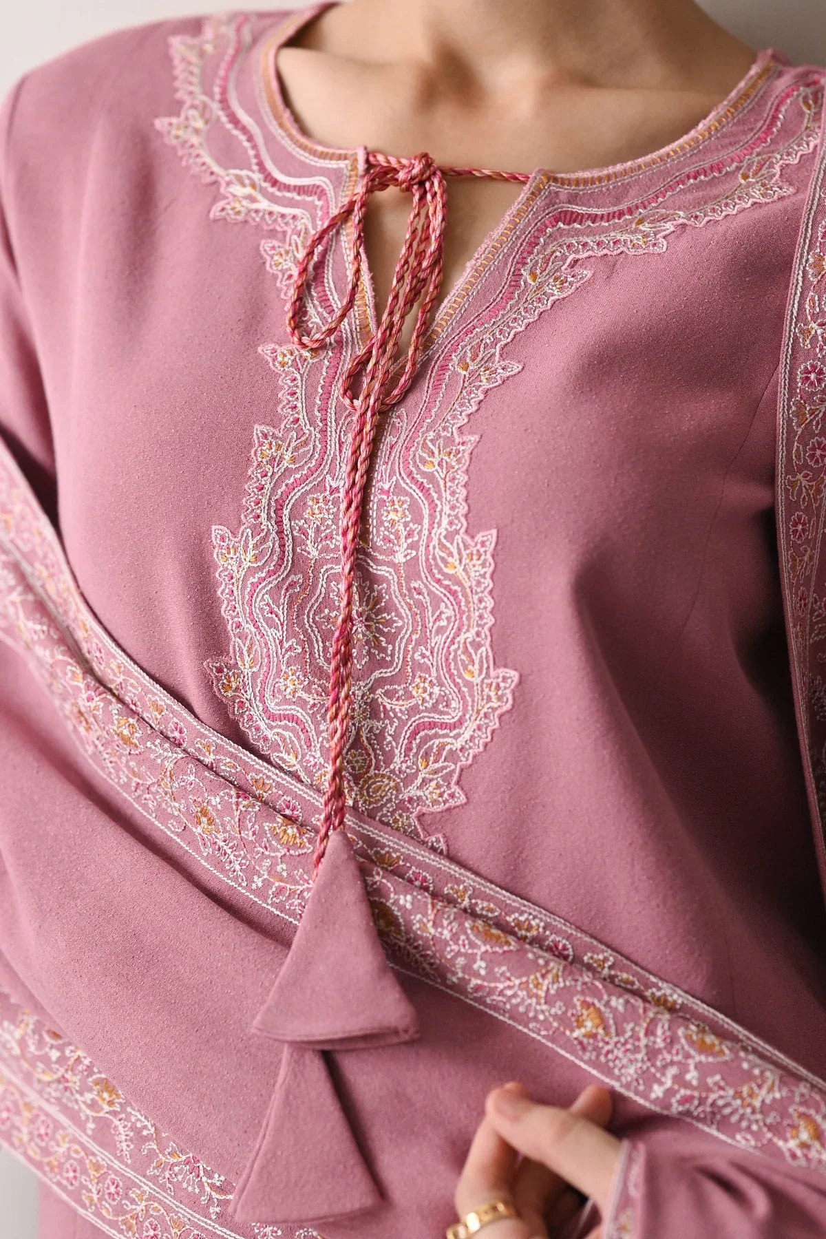 ASIM JOFA - 3PC DHANAK EMBROIDERED SHIRT WITH DHANAK EMBROIDERED SHAWL AND TROUSER - HZG2391