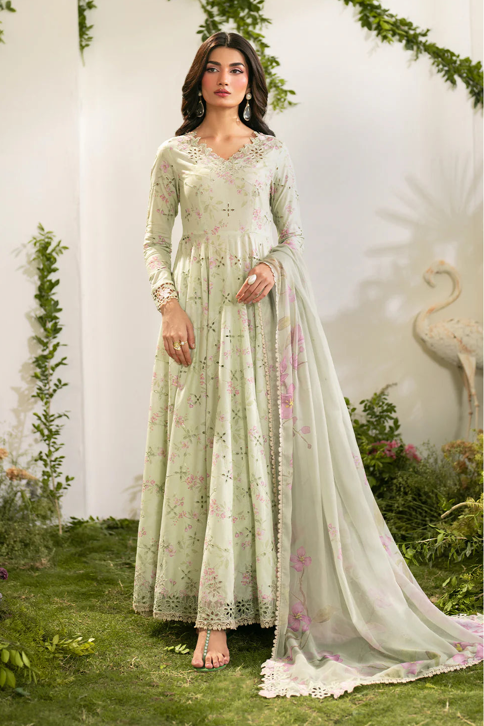 IZNIK - 3PC LAWN PRINTED FROCK WITH SILK PRINTED DUPATTA AND TROUSER - HZG3012