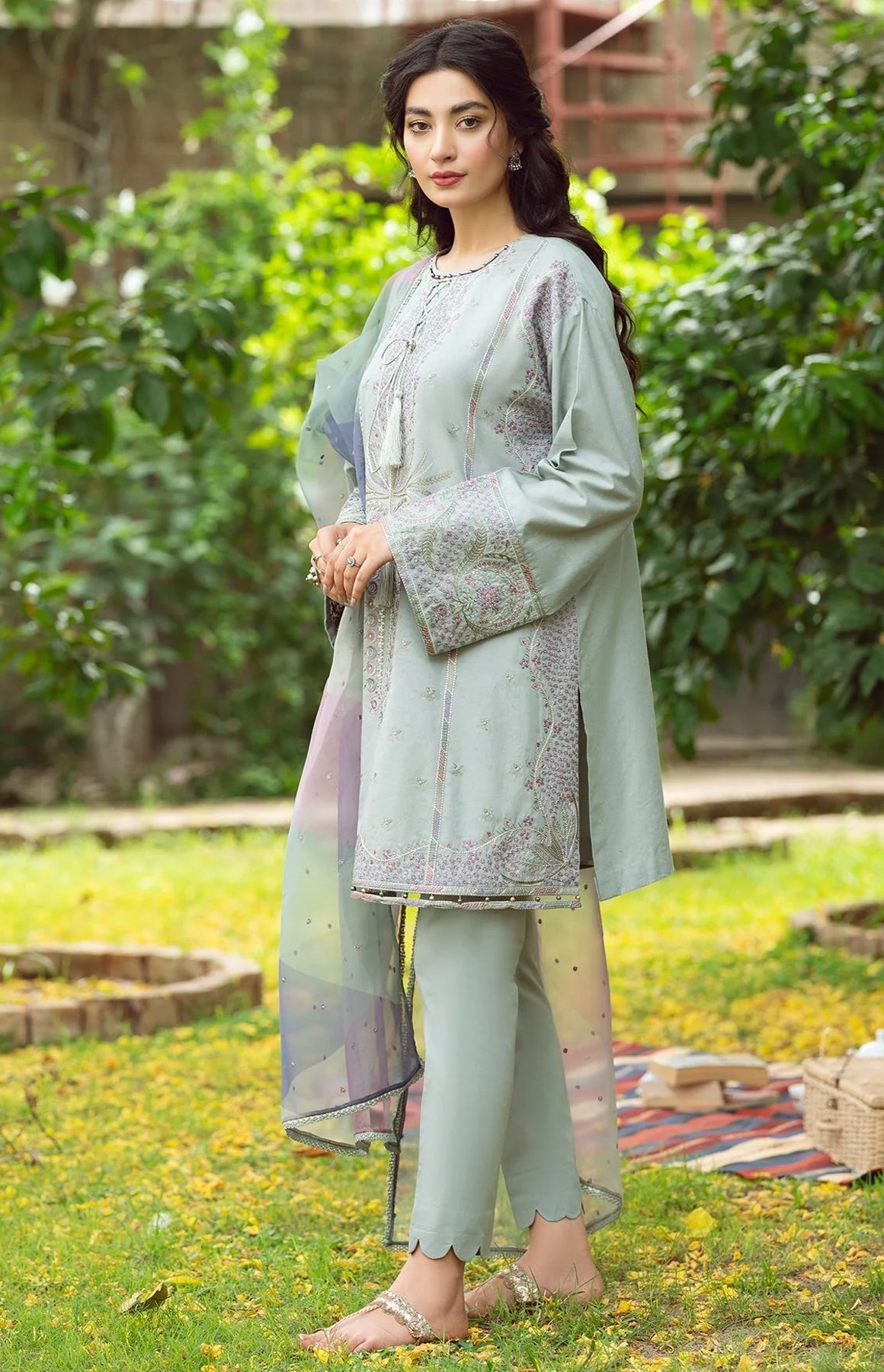 JAZMIN - 3PC LAWN EMBROIDERED SHIRT AND ORGANZA PRINTED DUPATTA WITH TROUSER - HZG1286