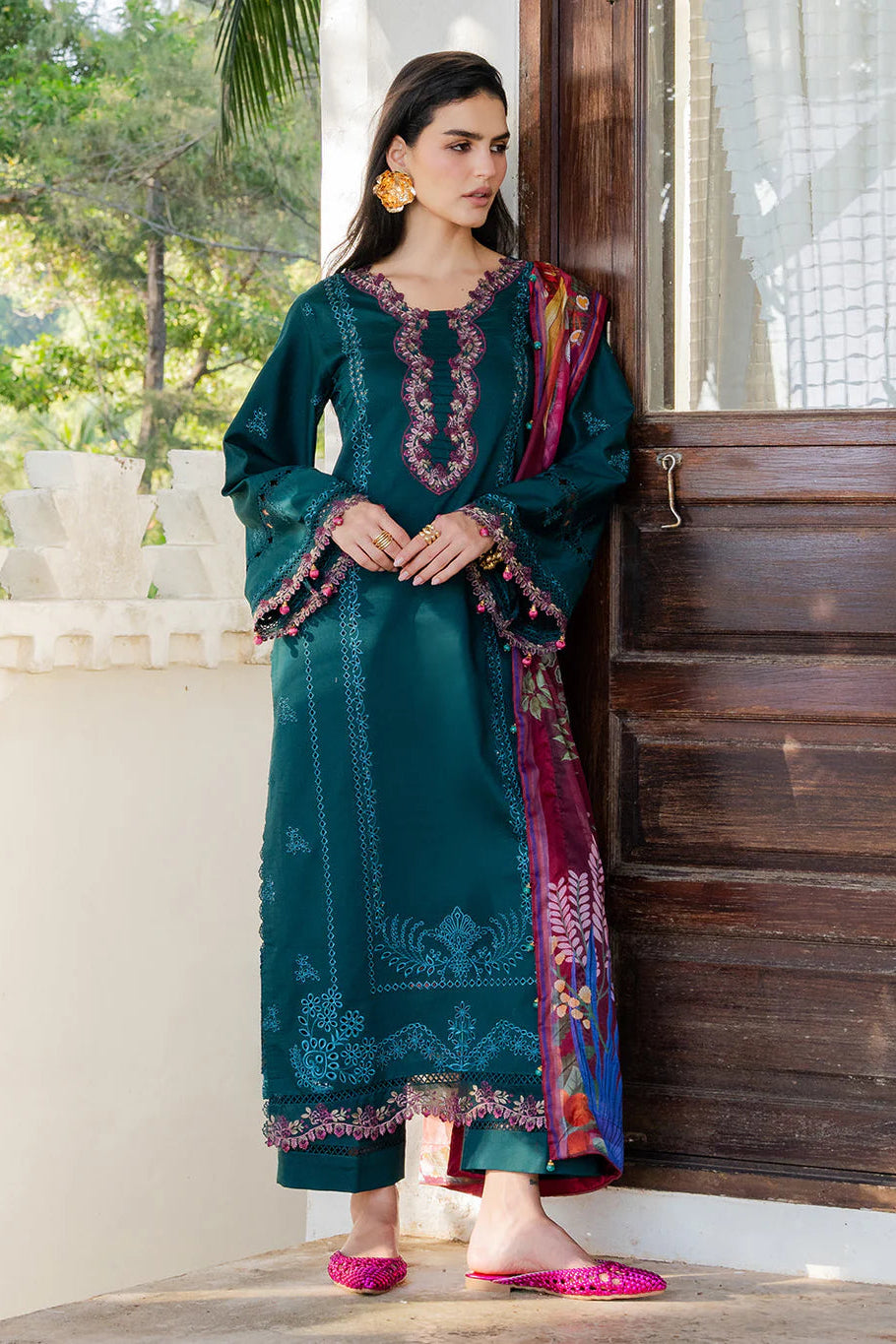 IZEL - 3PC LAWN EMBROIDERED SHIRT WITH CHIFFON PRINTED DUPATTA AND TROUSER - HZG2791