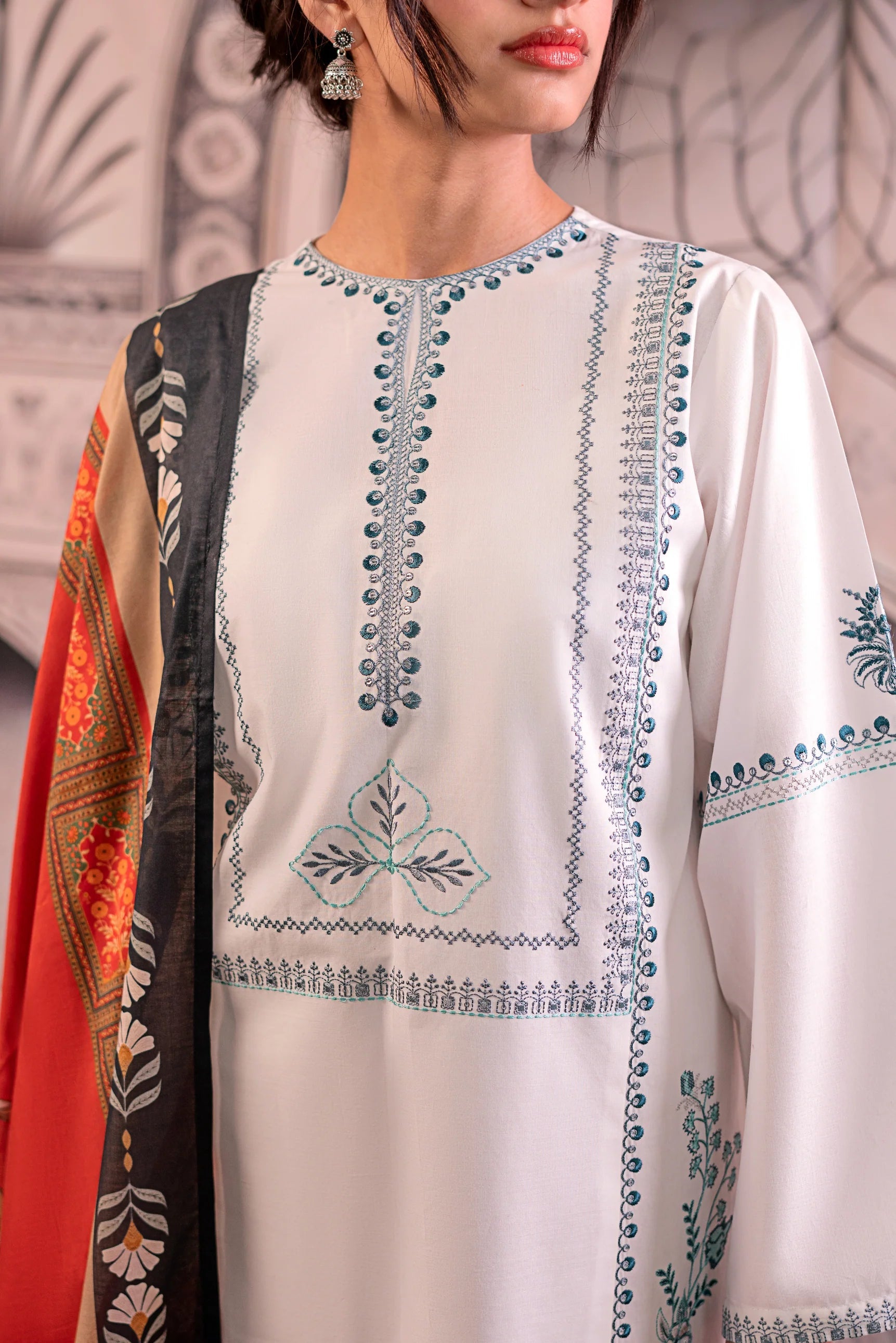 URGE - 3PC LAWN EMBROIDERED SHIRT WITH MANAAR PRINTED DUPATTA AND TROUSER - HZG2221