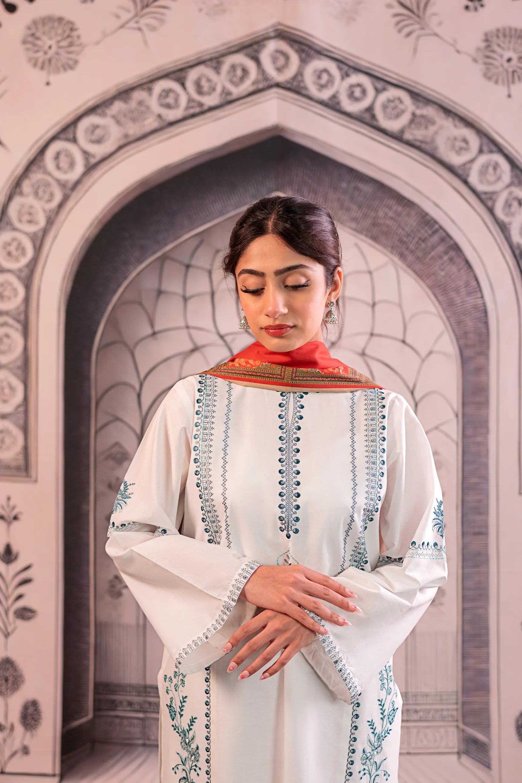URGE - 3PC LAWN EMBROIDERED SHIRT WITH MANAAR PRINTED DUPATTA AND TROUSER - HZG2221