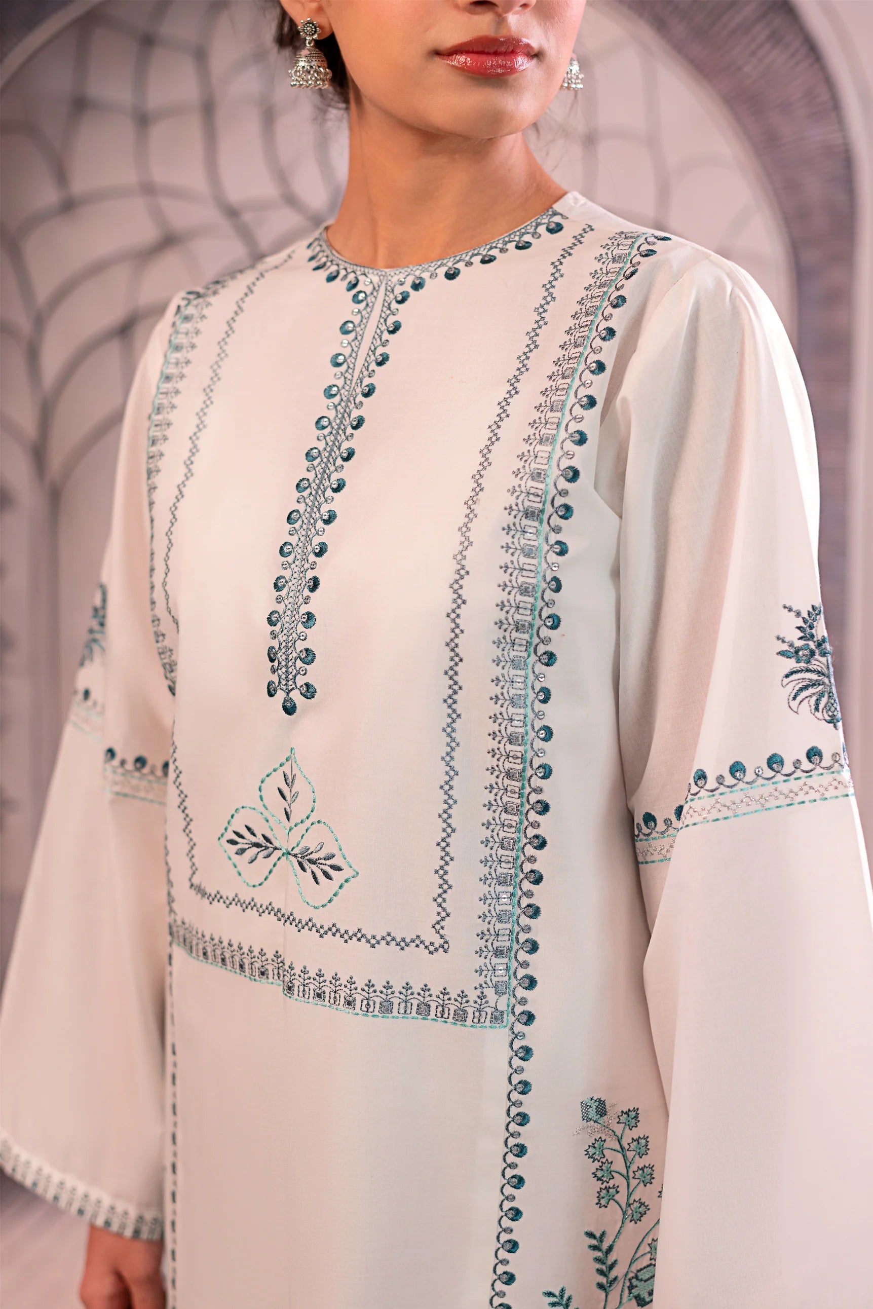 URGE - 3PC LAWN EMBROIDERED SHIRT WITH MANAAR PRINTED DUPATTA AND TROUSER - HZG2221